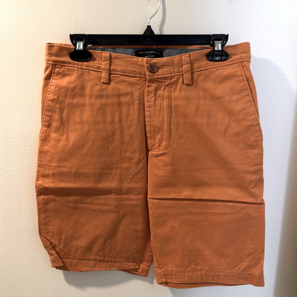 Orange shorts, size 29